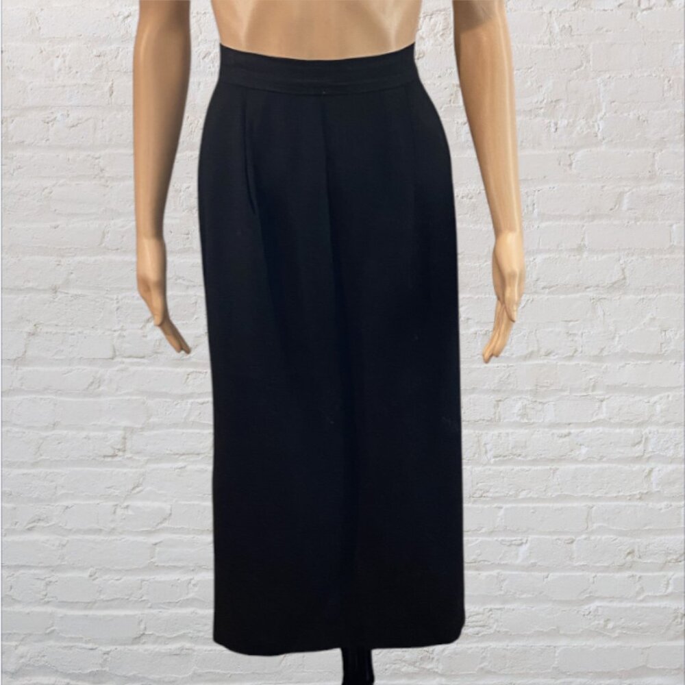 VINTAGE CASUAL CORNER -- Midi Skirt, Black, Part Wool, Back Zip